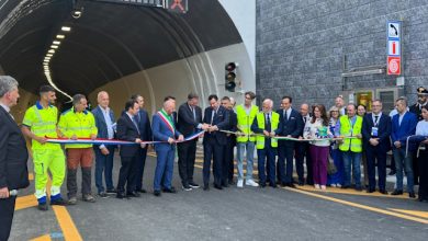 taglio nastro tunnel del Tenda